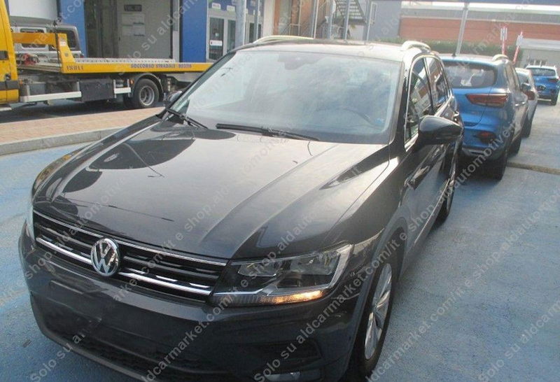 Volkswagen Tiguan 1.6 TDI SCR Business BlueMotion Technology  del 2019 usata a Tricase