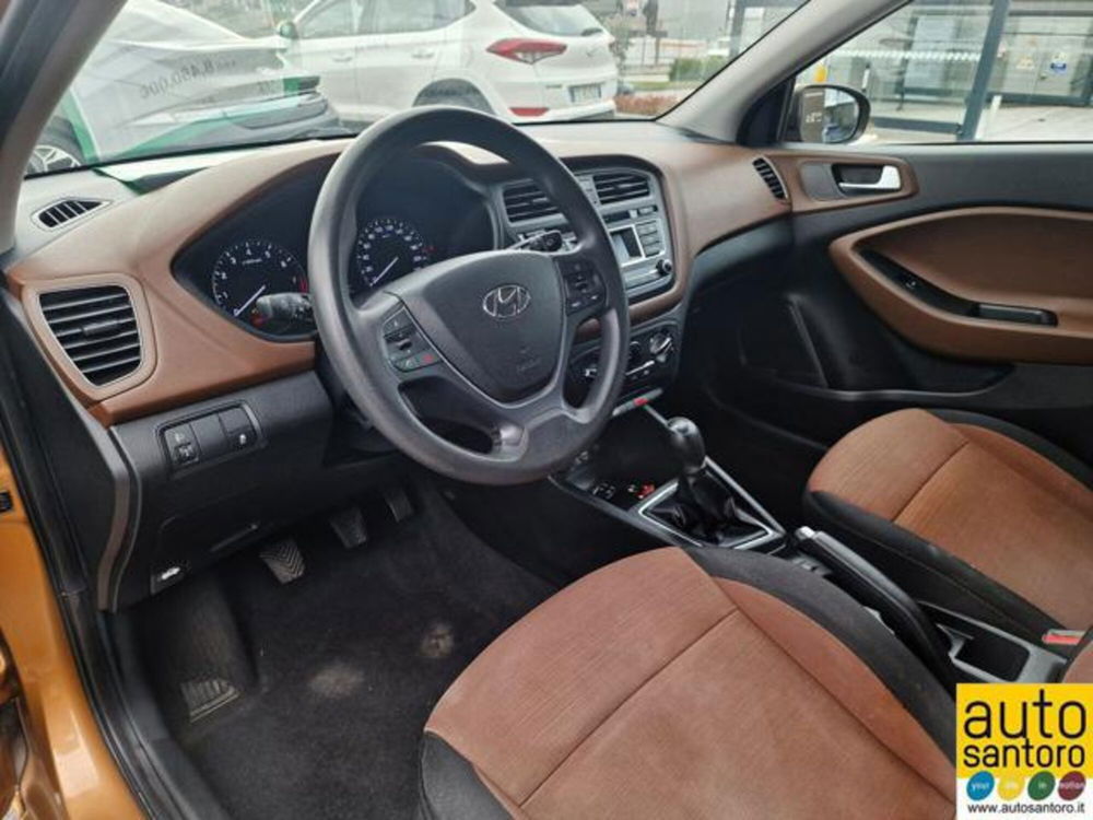 Hyundai i20 usata a Salerno (9)