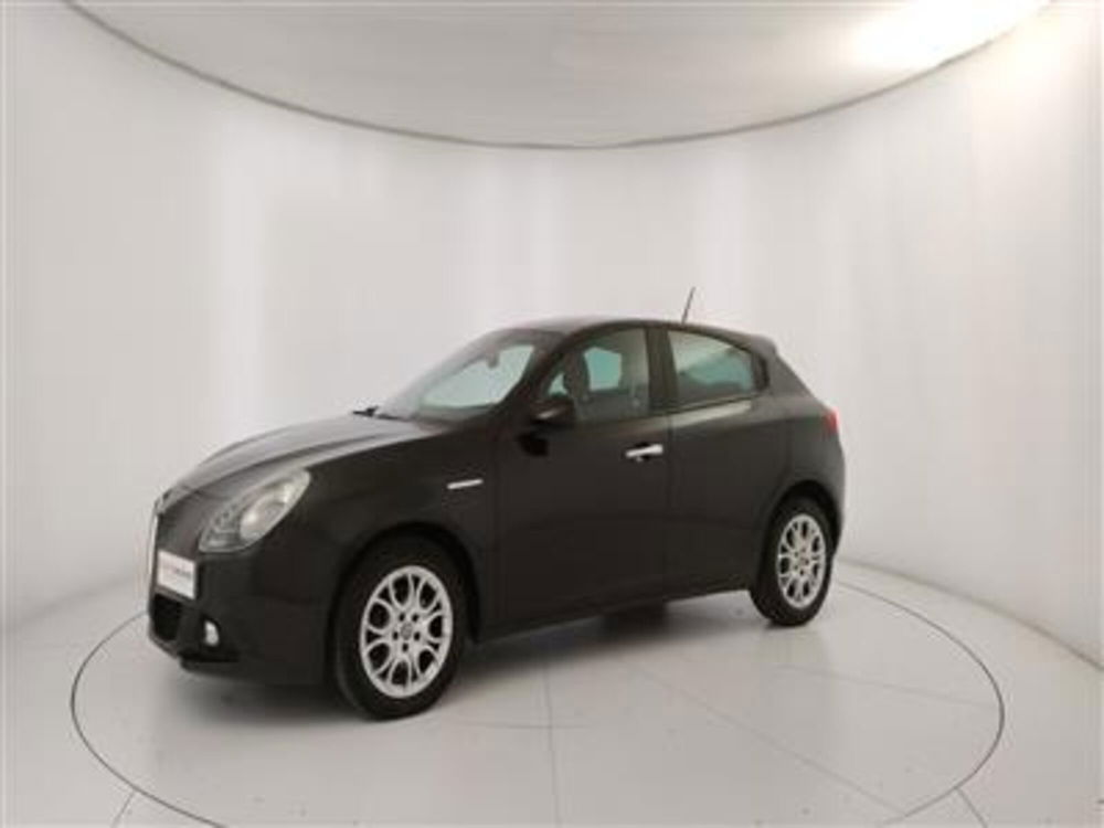 Alfa Romeo Giulietta usata a Bari (2)