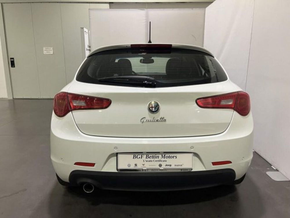 Alfa Romeo Giulietta usata a Padova (5)