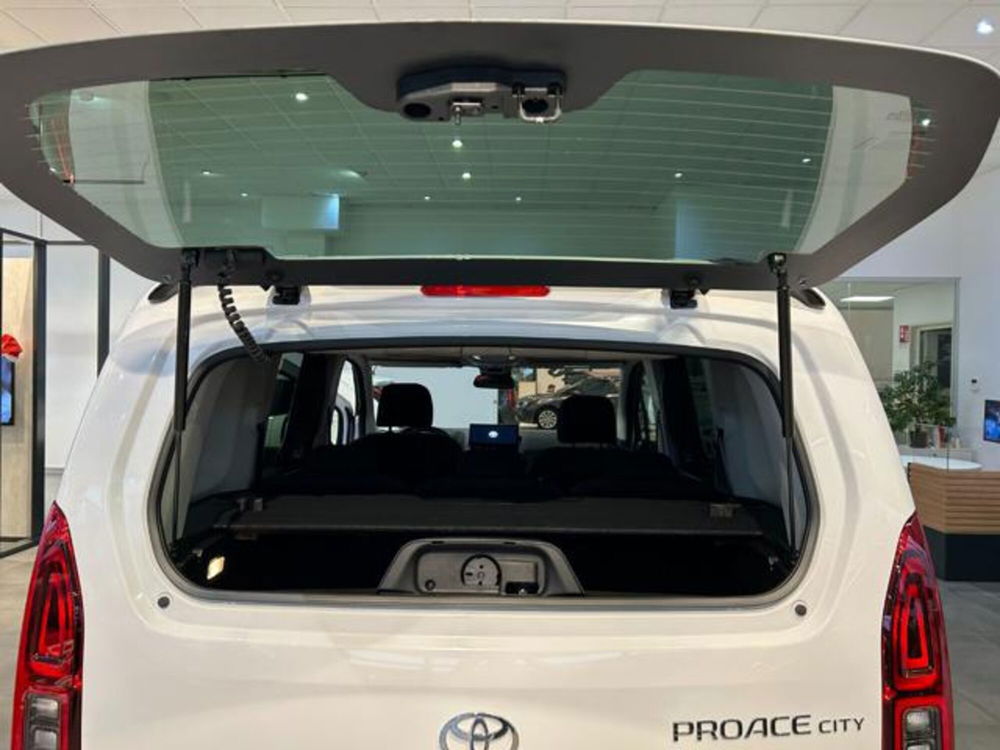 Toyota Proace City Verso nuova a Cuneo (11)