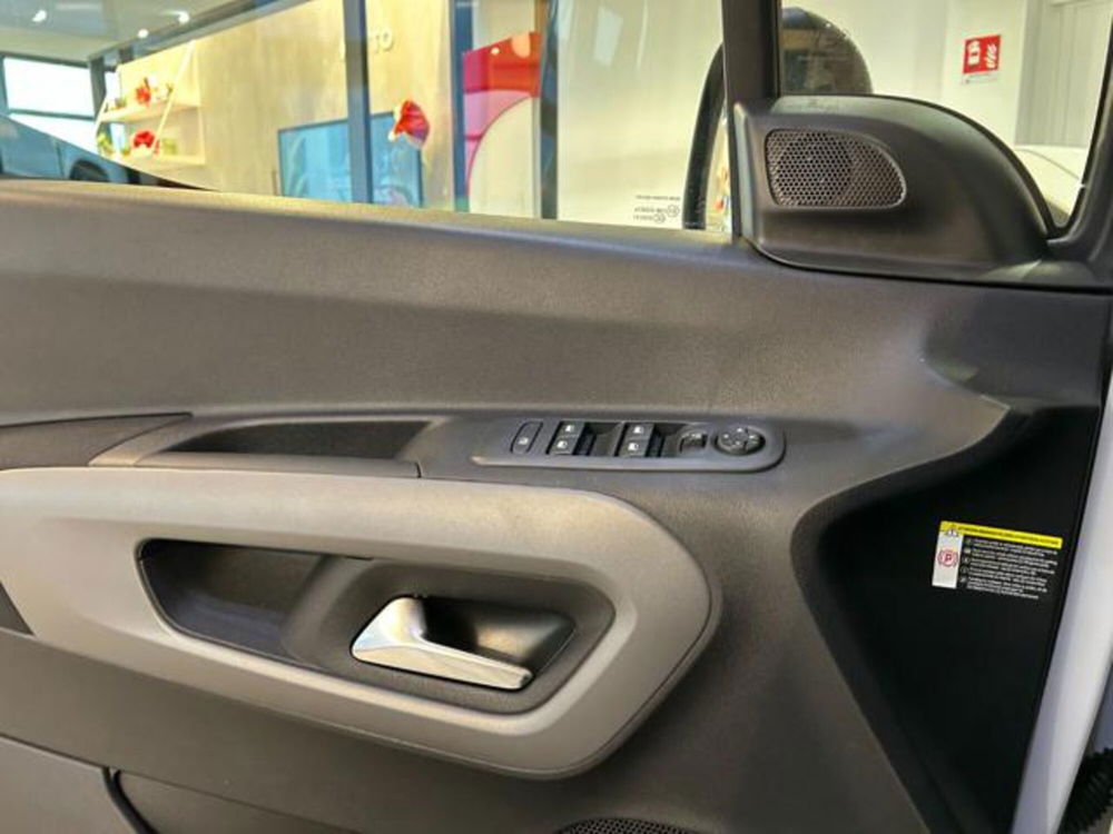 Toyota Proace City Verso nuova a Cuneo (17)