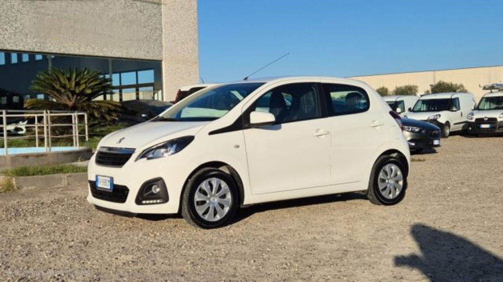 Toyota Aygo X usata a Oristano (7)