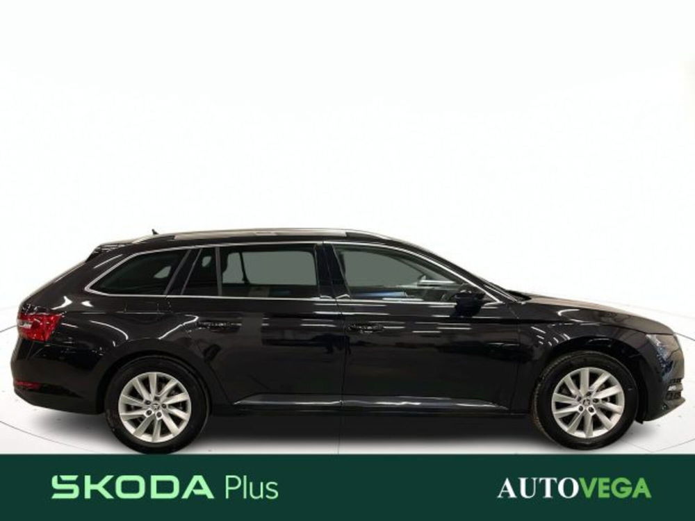 Skoda Superb Station Wagon usata a Vicenza (3)