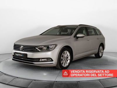 Volkswagen Passat Variant 2.0 TDI Comfortline BlueMotion Technology del 2017 usata a Modena