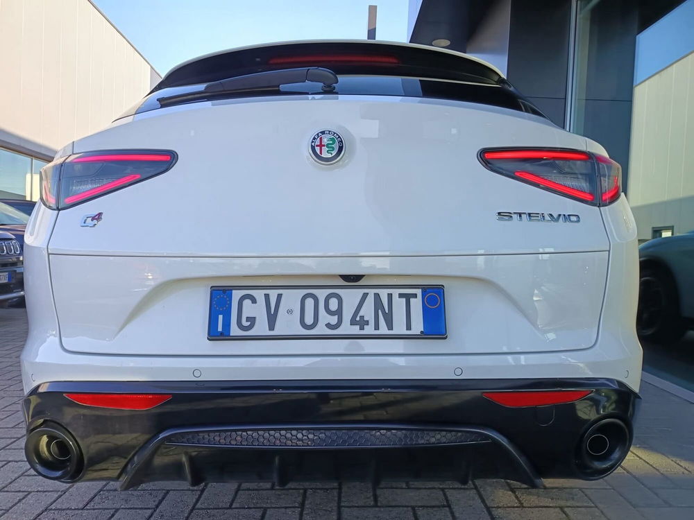 Alfa Romeo Stelvio usata a Alessandria (11)