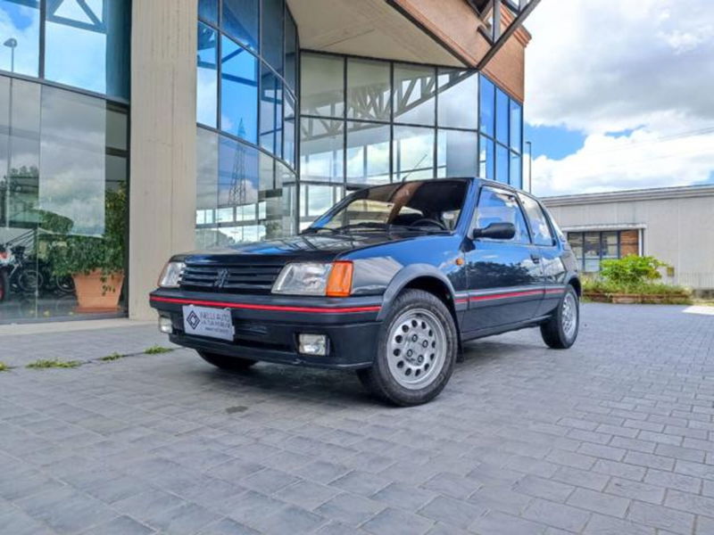 Peugeot 205 3 porte GTI  del 1985 usata a Castelfranco di Sotto