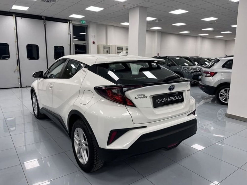 Toyota Toyota C-HR usata a Prato (5)