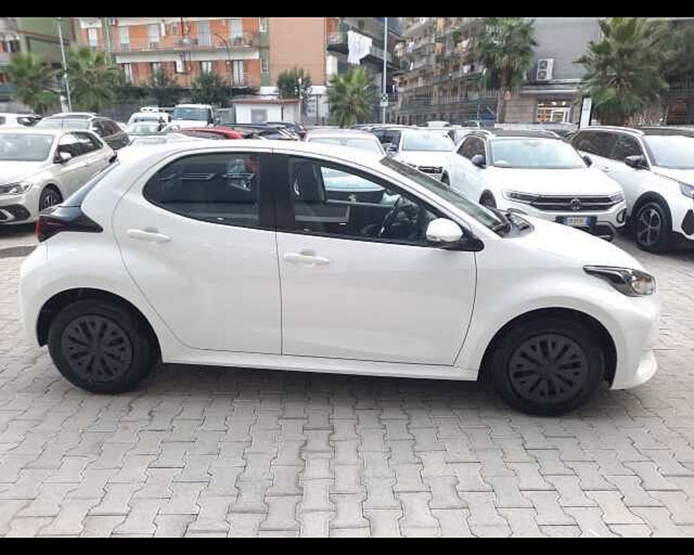 Toyota Yaris usata a Napoli (4)