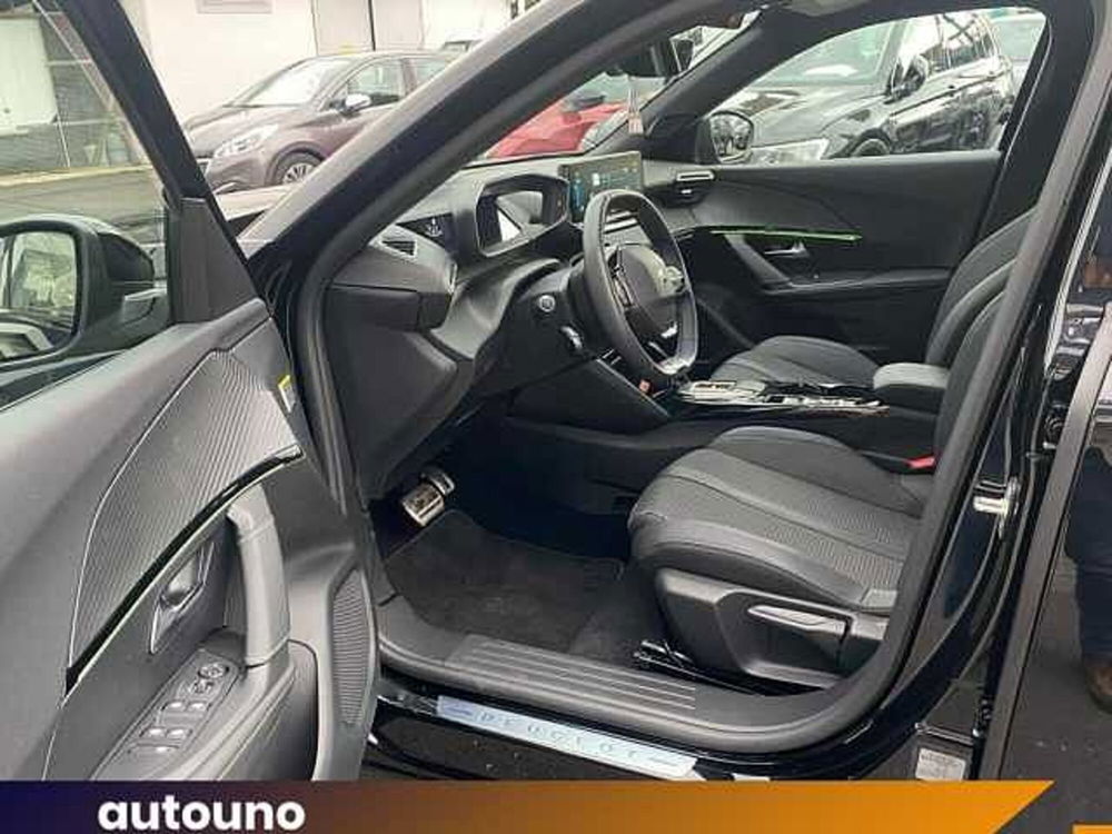 Peugeot 2008 usata a Napoli (8)