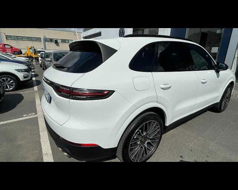 Porsche Cayenne usata a Napoli (5)