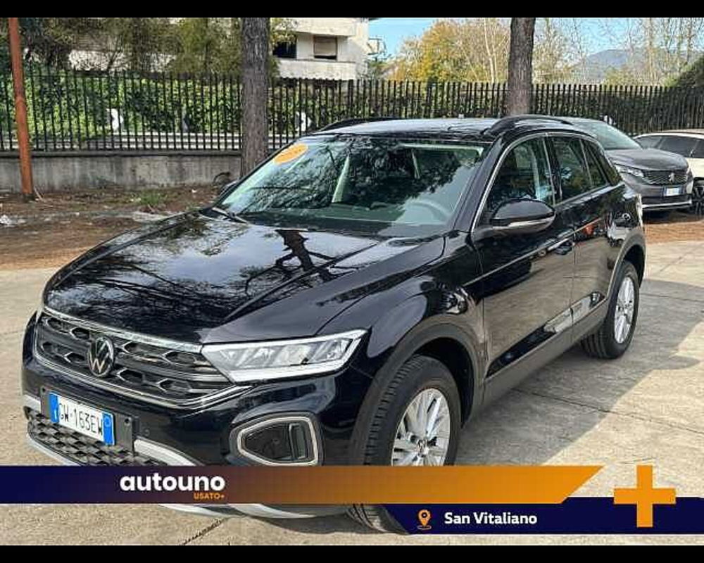 Volkswagen T-Roc nuova a Napoli