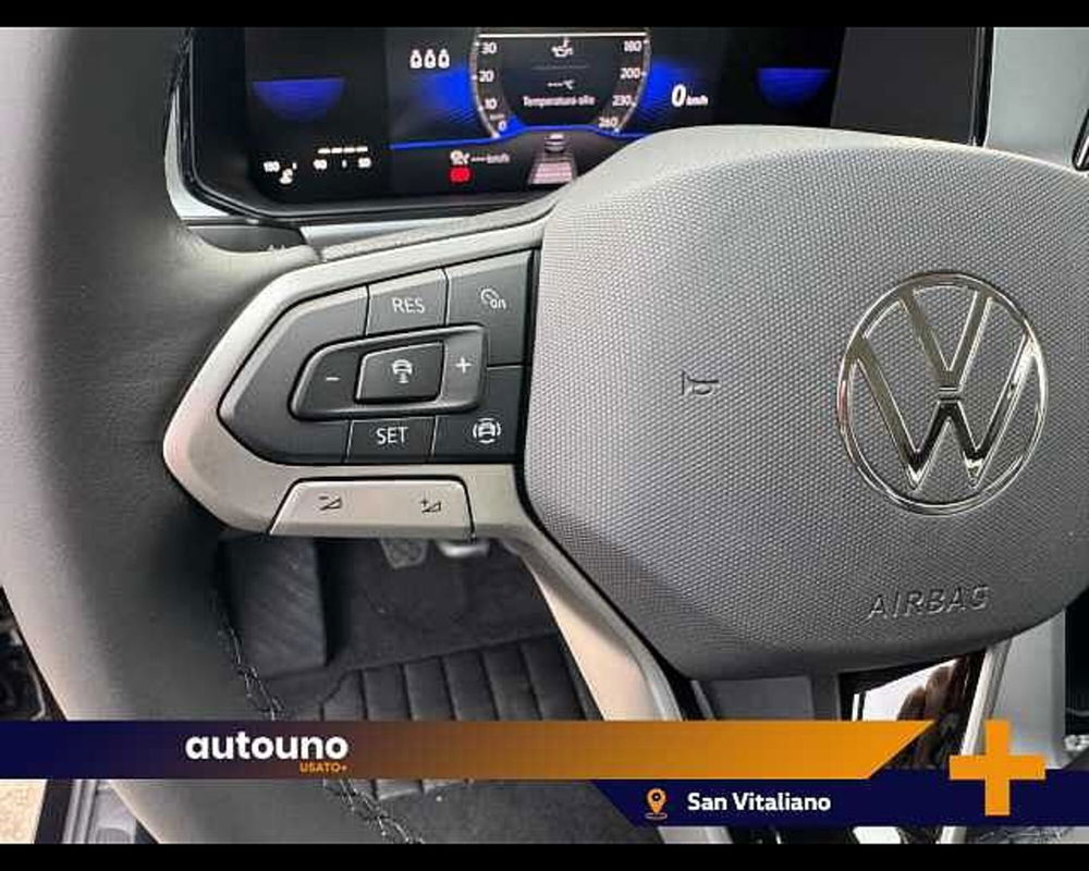 Volkswagen T-Roc nuova a Napoli (16)