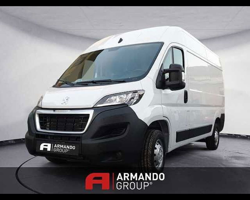 Peugeot Boxer Furgone 333 2.2 BlueHDi 140 S&amp;S PLM-TM Furgone Premium  nuova a Cuneo