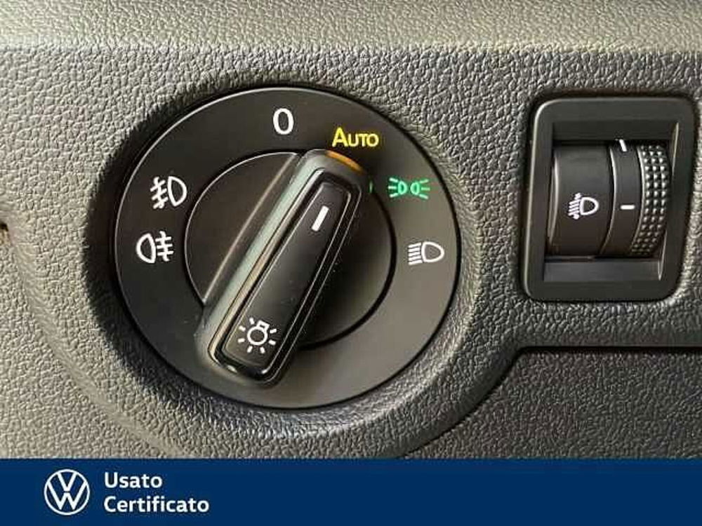 Volkswagen T-Cross usata a Vicenza (14)