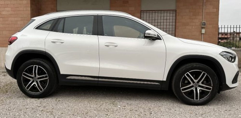 Mercedes-Benz GLA SUV usata a Roma (4)