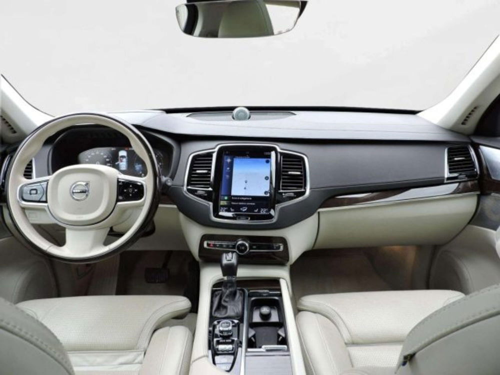 Volvo XC90 usata a Firenze (9)