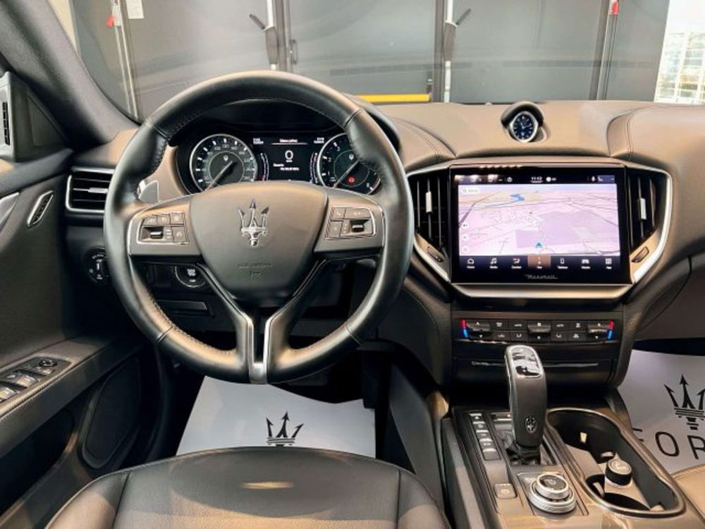 Maserati Ghibli usata a Torino (14)