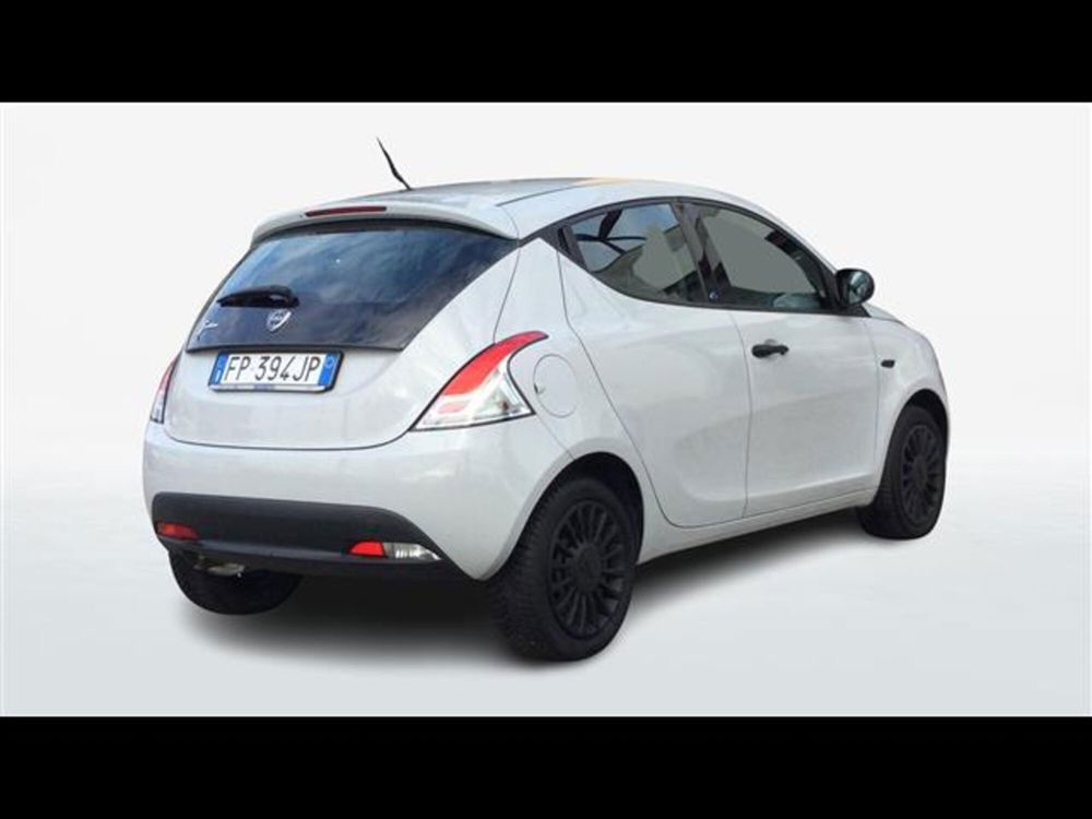 Lancia Ypsilon usata a Parma (2)