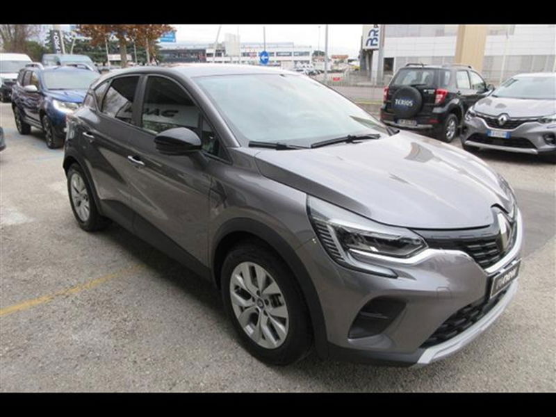 Renault Captur 1.6 full hybrid Techno 145cv auto del 2021 usata a Vicenza