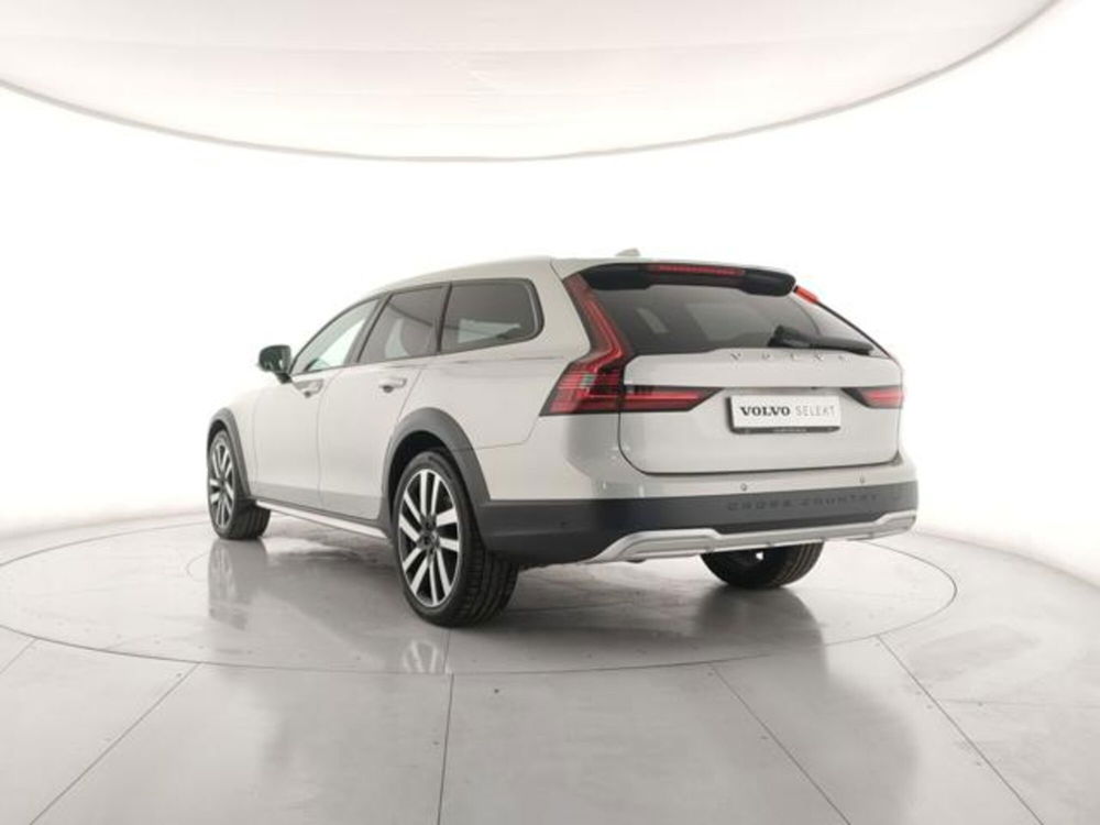 Volvo V90 Cross Country usata a Modena (3)