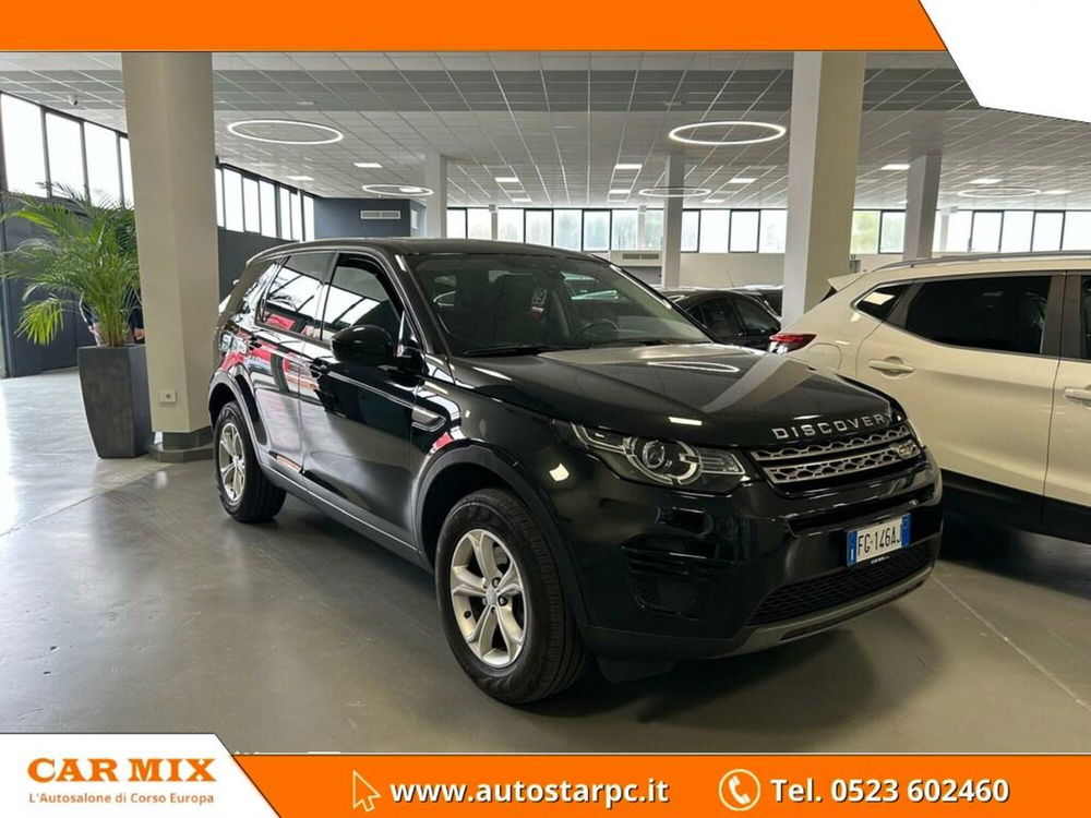 Land Rover Discovery Sport usata a Piacenza