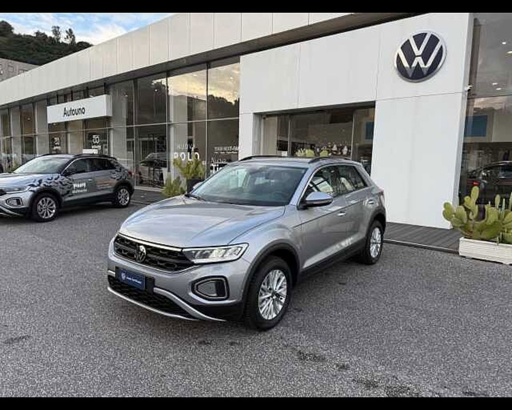 Volkswagen T-Roc nuova a Napoli