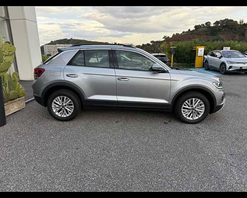 Volkswagen T-Roc nuova a Napoli (6)