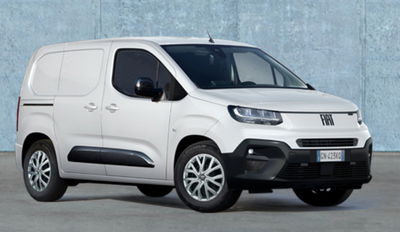 Fiat Dobl&ograve; Furgone cargo 1.6 mjt 120cv CH1 Easy S&amp;S del 2021 usata a Torino