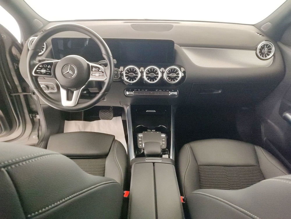 Mercedes-Benz GLA SUV usata a Alessandria (8)