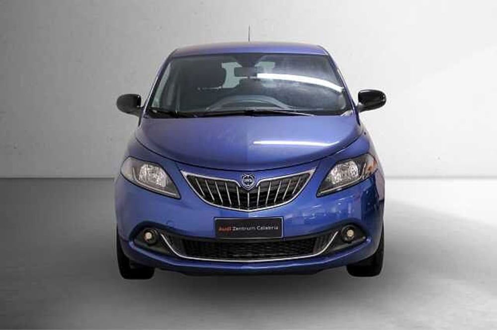 Lancia Ypsilon usata a Catanzaro (2)