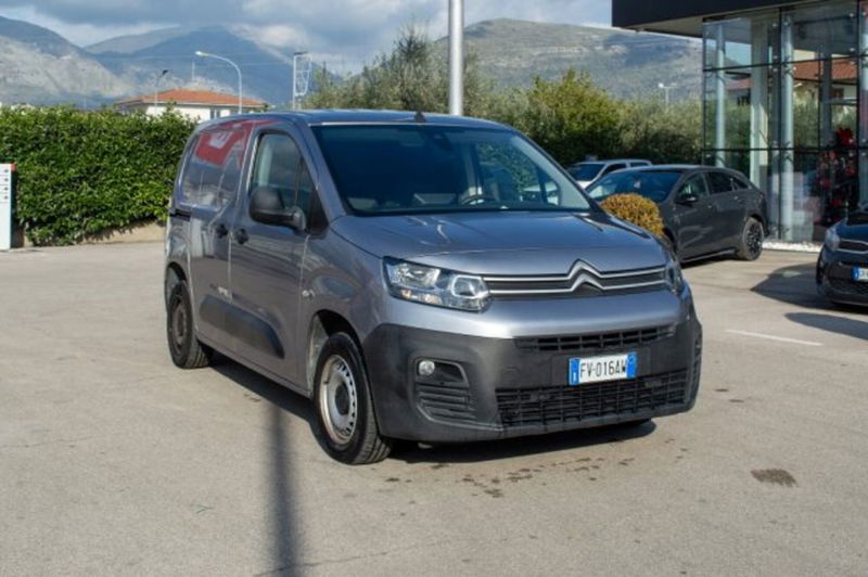 Citroen Berlingo BlueHDi 100 Van DC 5 posti L2 Semivetrato del 2019 usata a Fondi