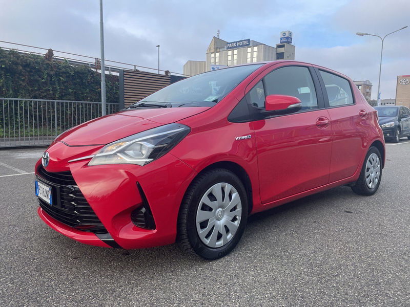 Toyota Yaris 1.5 Hybrid 5 porte Cool  del 2018 usata a Piacenza