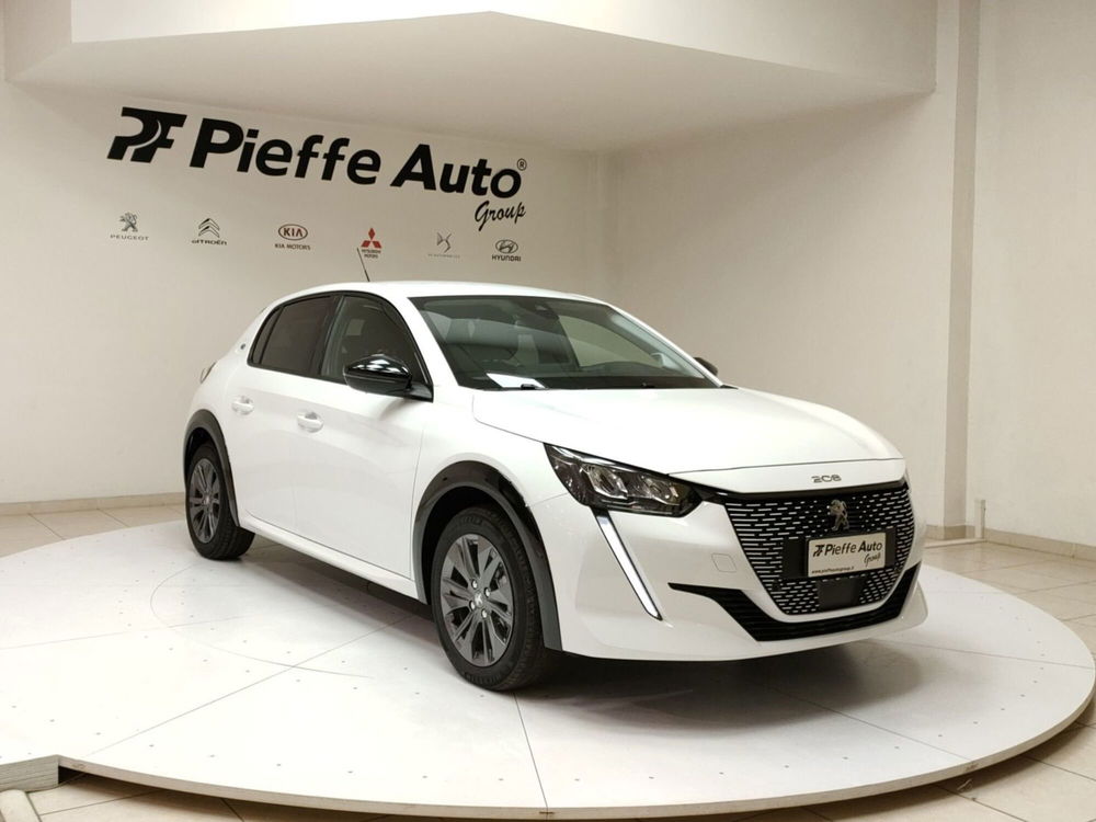 Peugeot 208 nuova a Teramo (6)