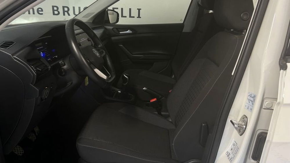 Volkswagen T-Cross usata a Lecco (15)