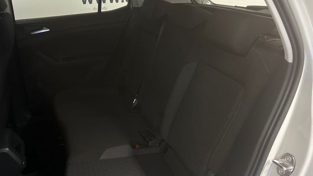 Volkswagen T-Cross usata a Lecco (17)