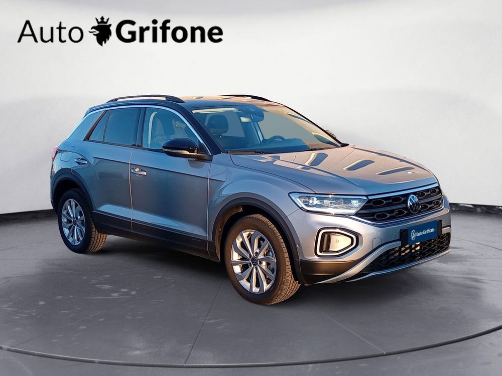 Volkswagen T-Roc nuova a Modena (7)