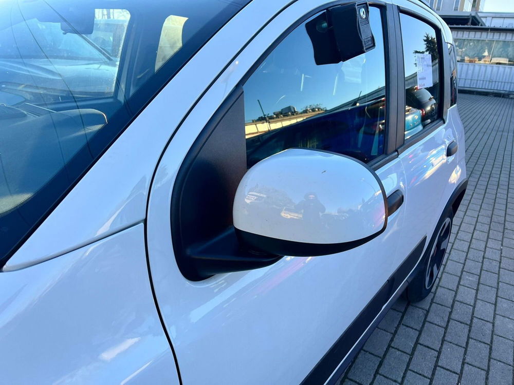 Fiat Panda Cross usata a Milano (11)