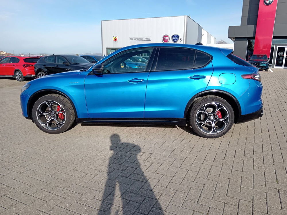 Alfa Romeo Stelvio usata a Alessandria (8)