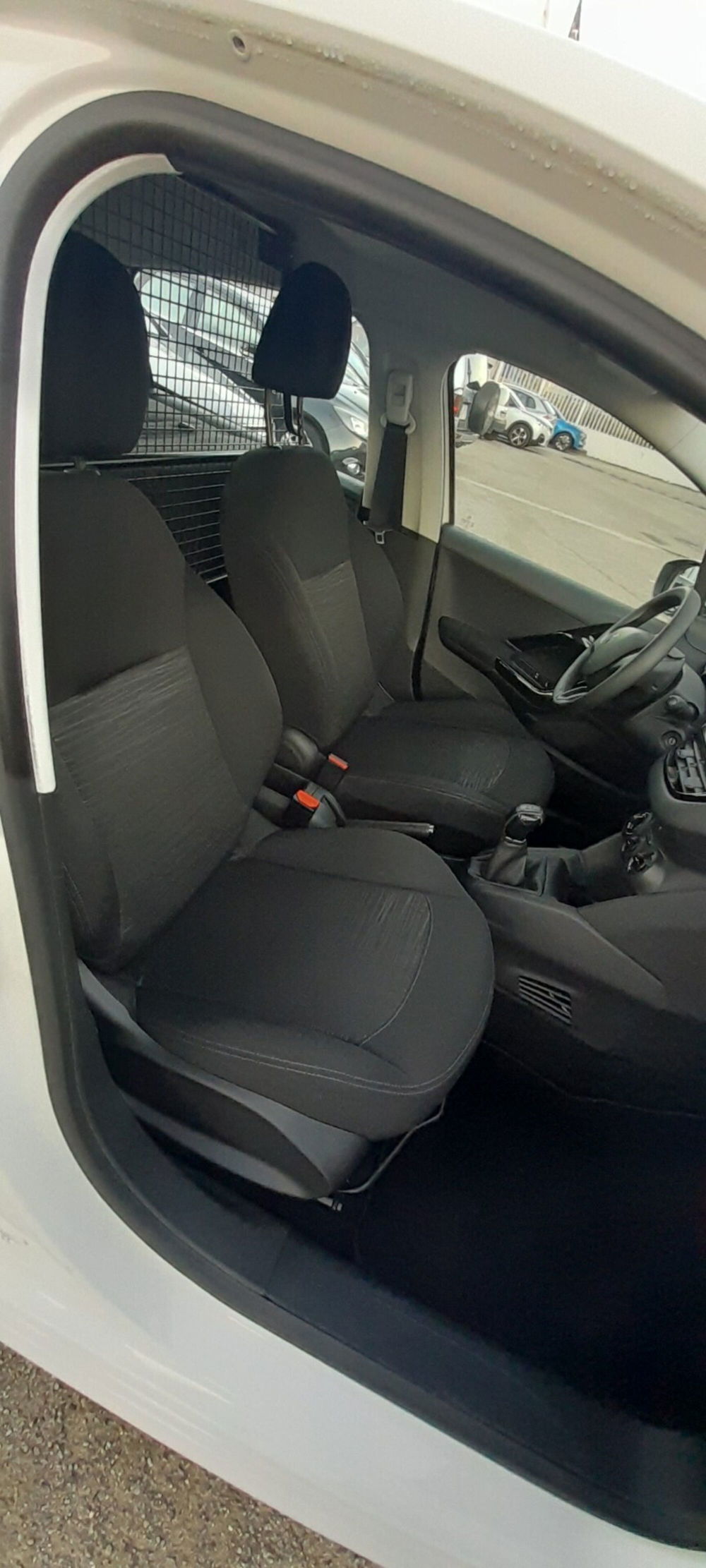 Peugeot 208 usata a Cosenza (12)