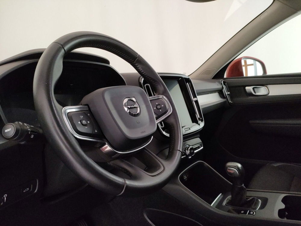 Volvo XC40 usata a Roma (11)