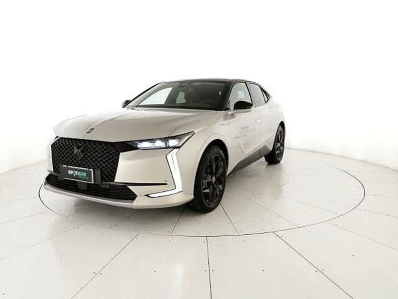 Ds DS 4 DS4 1.6 e-tense phev Performance Line 225cv auto del 2023 usata a San Giovanni Teatino