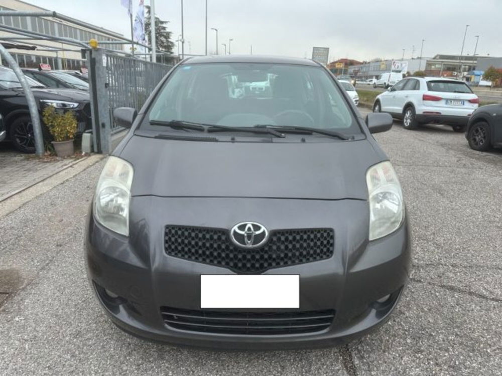 Toyota Yaris usata a Lodi (2)