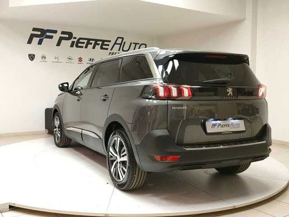 Peugeot 5008 usata a Teramo (3)