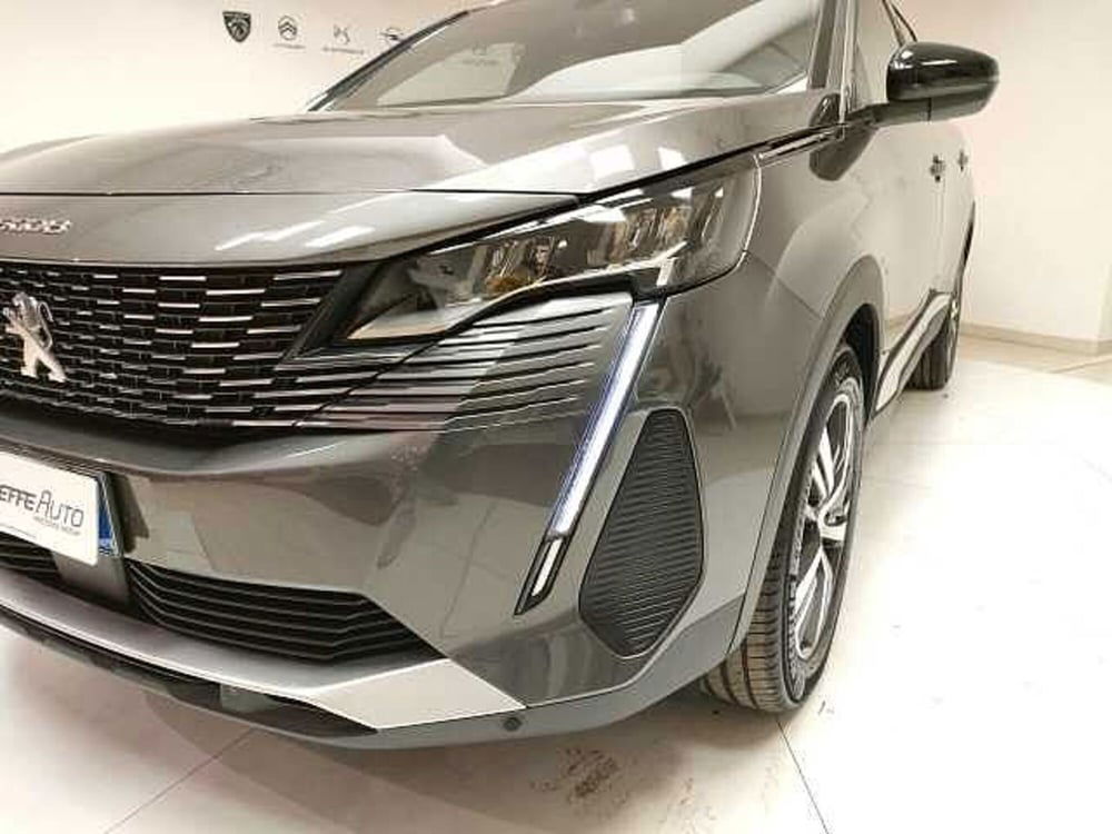 Peugeot 5008 usata a Teramo (8)