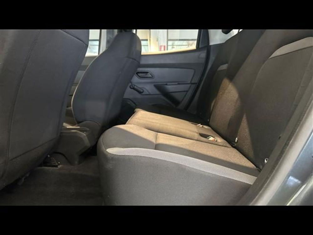 Dacia Duster usata a Firenze (13)