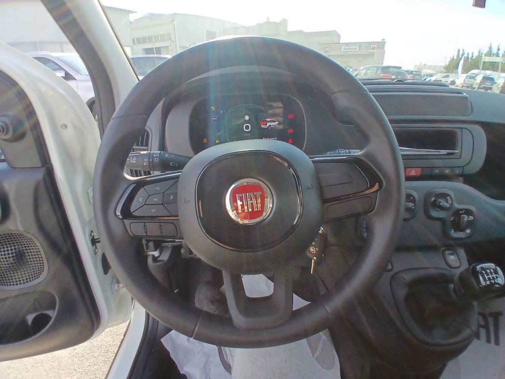 Fiat Panda Cross nuova a Lecce (17)