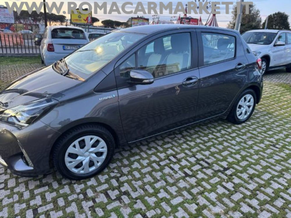 Toyota Yaris usata a Roma (2)