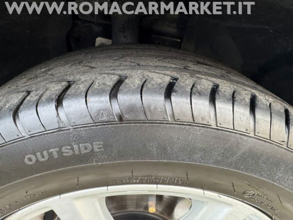 Ford Kuga usata a Roma (13)