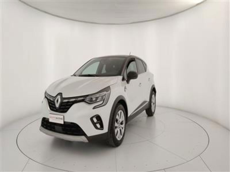 Renault Captur TCe 100 CV GPL FAP Intens  del 2021 usata a Bari